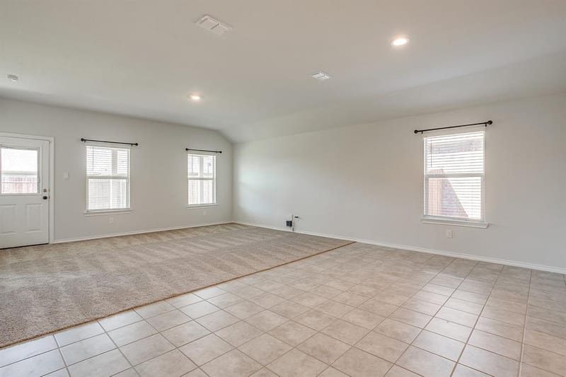 625 Basteen Lane, Justin TX 76247 - Photo 8