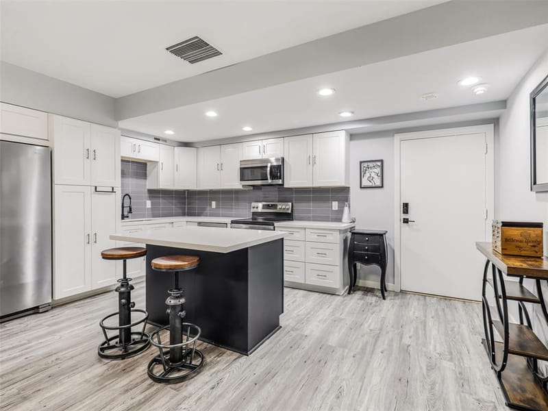 6211 W Northwest Highway # G226, Dallas TX 75225