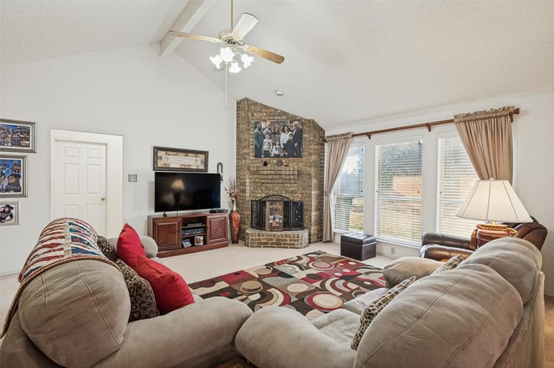 901 Mccomb Lane, Cedar Hill TX 75104 - Photo 8