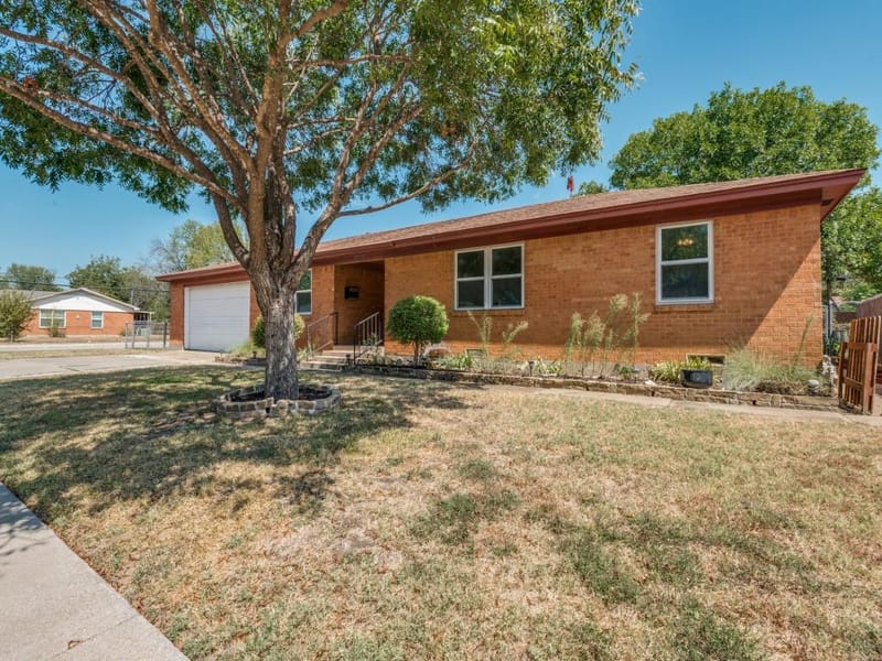 5020 Susan Lee Lane, North Richland Hills TX 76180 - Photo 3