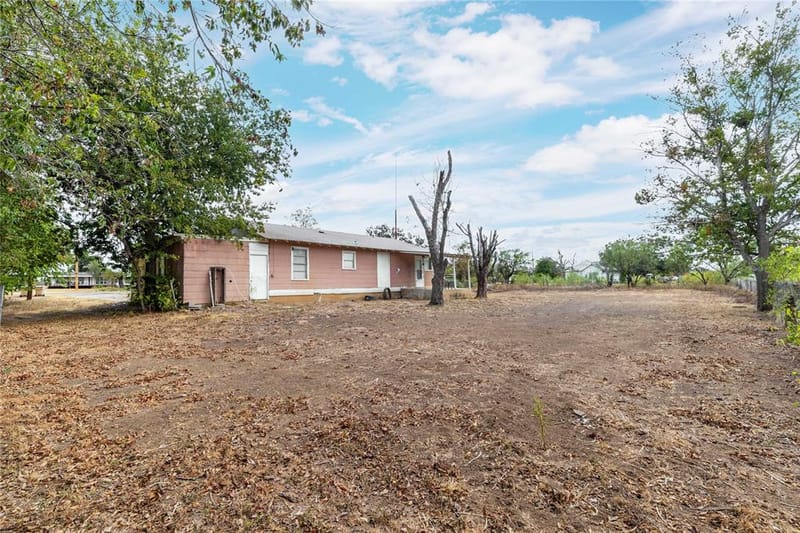 408 S 4th Street, Bangs TX 76823 - Photo 24