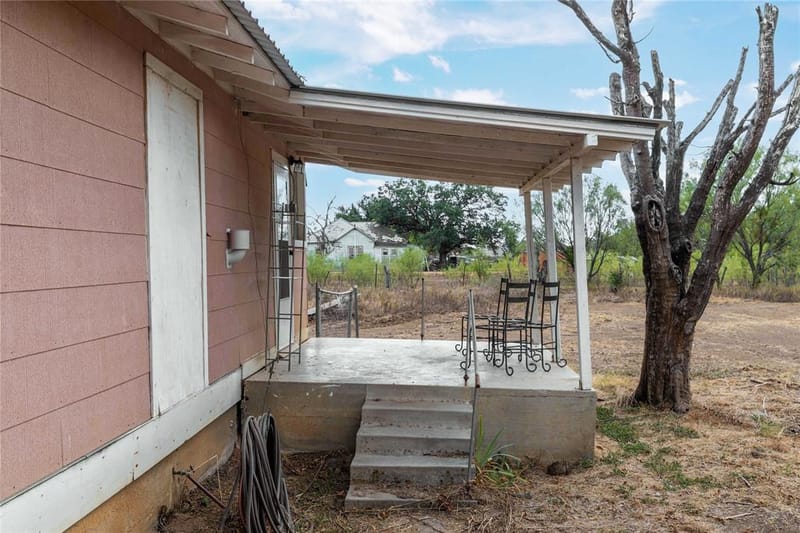408 S 4th Street, Bangs TX 76823 - Photo 18