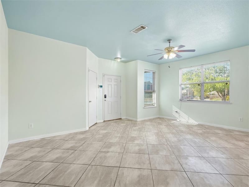 8101 Southern Pine Way, Fort Worth TX 76123 - Photo 4