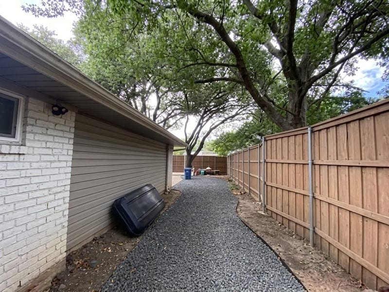 10829 Damon Lane, Dallas TX 75229 - Photo 22
