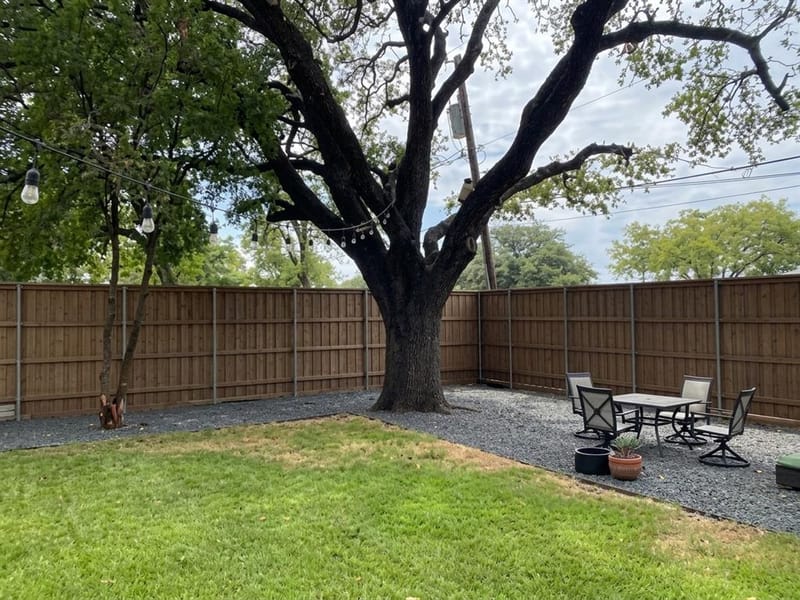 10829 Damon Lane, Dallas TX 75229 - Photo 20