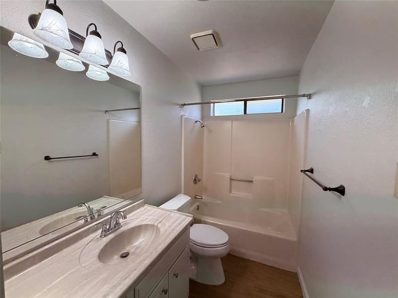 711 Vickie Drive, Azle TX 76020 - Photo 13