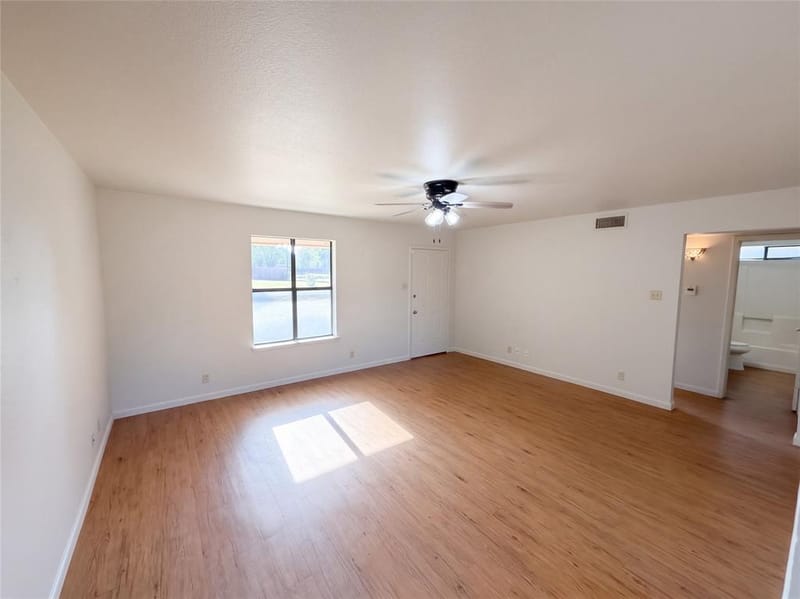 711 Vickie Drive, Azle TX 76020 - Photo 3