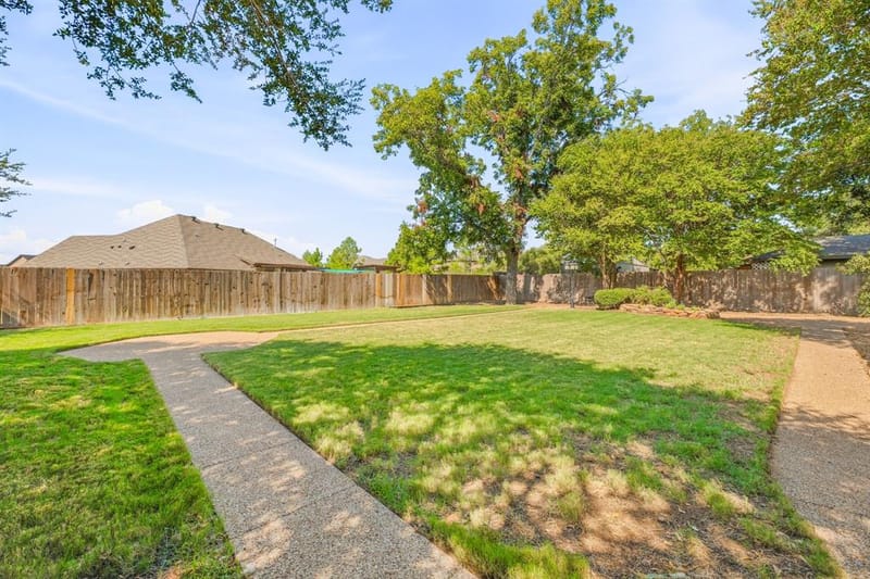 1202 Red Bird Lane, Granbury TX 76048 - Photo 34