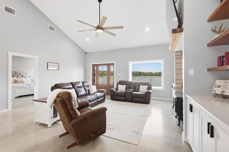 208 Chicken Field Road, Whitewright TX 75491 - Photo 6