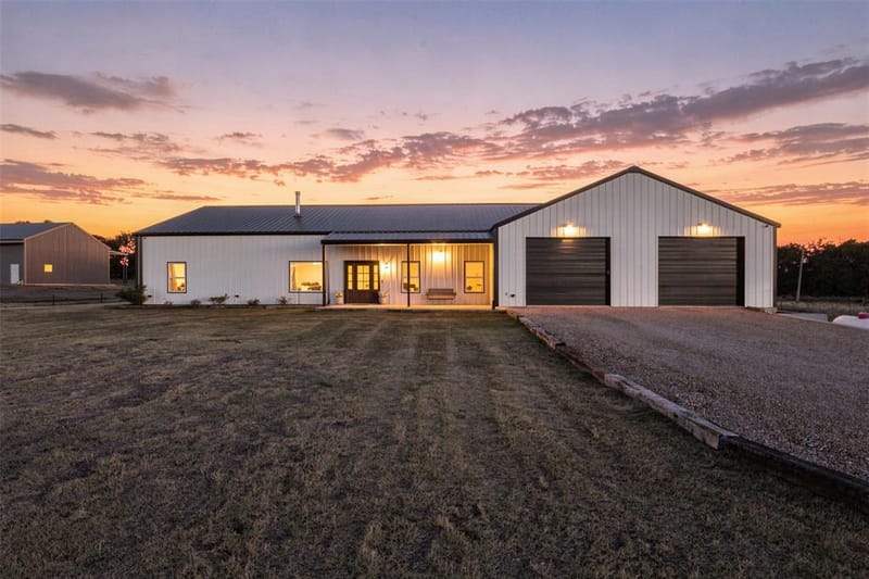 208 Chicken Field Road, Whitewright TX 75491