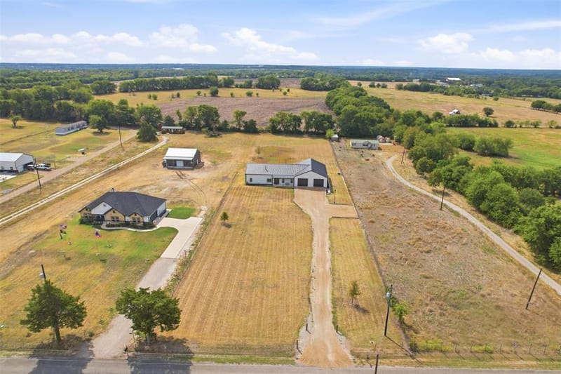 208 Chicken Field Road, Whitewright TX 75491 - Photo 37