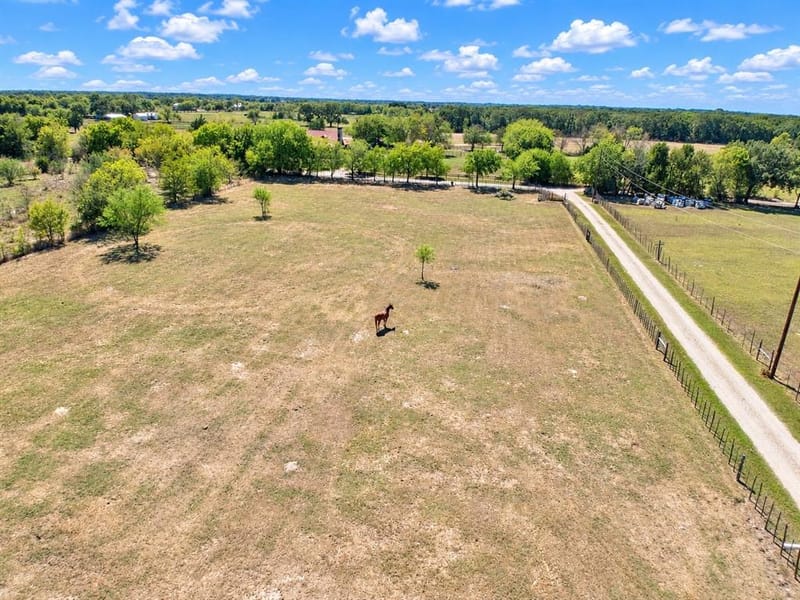 7245 County Road 4095, Kaufman TX 75142 - Photo 2