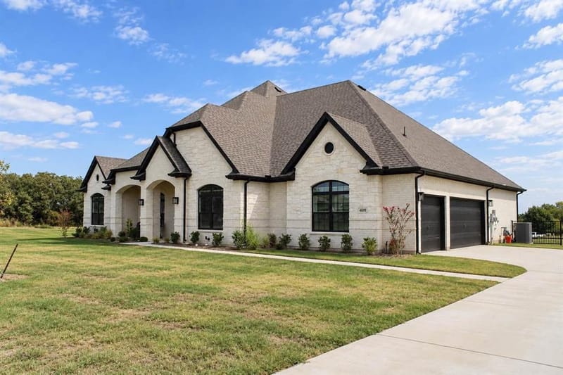 4009 Twin Hills Court, Joshua TX 76058 - Photo 19