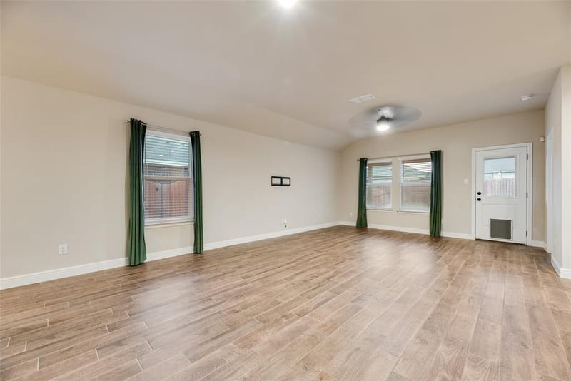716 Griffith Park Trail, Alvarado TX 76009 - Photo 4