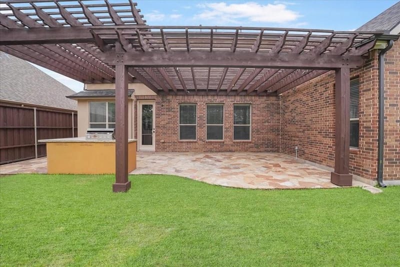2407 Laguna Lane, Arlington TX 76012 - Photo 31