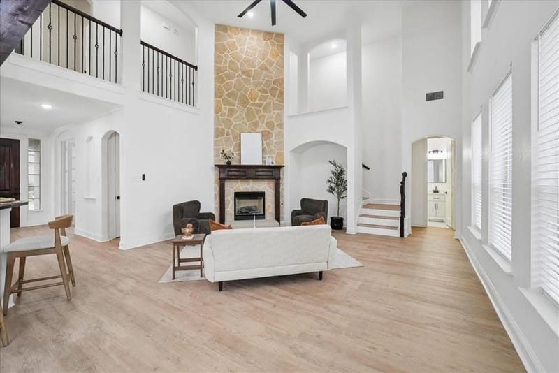 2407 Laguna Lane, Arlington TX 76012 - Photo 8
