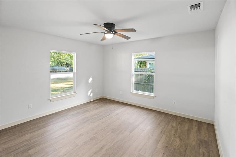 1047 Davis Street N, Sulphur Springs TX 75482 - Photo 28