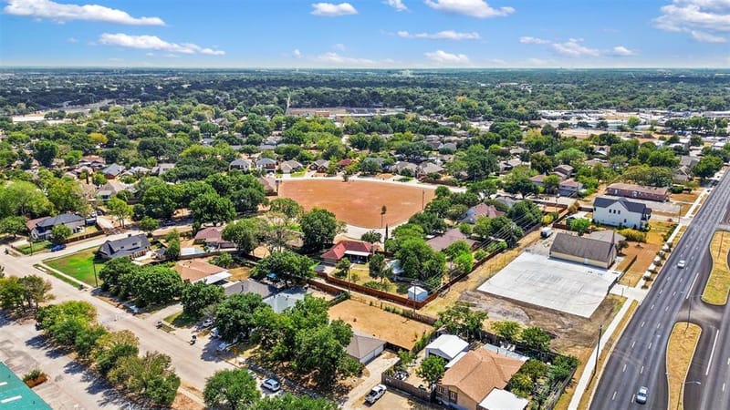 2914 Barnes Bridge Road, Dallas TX 75228 - Photo 39