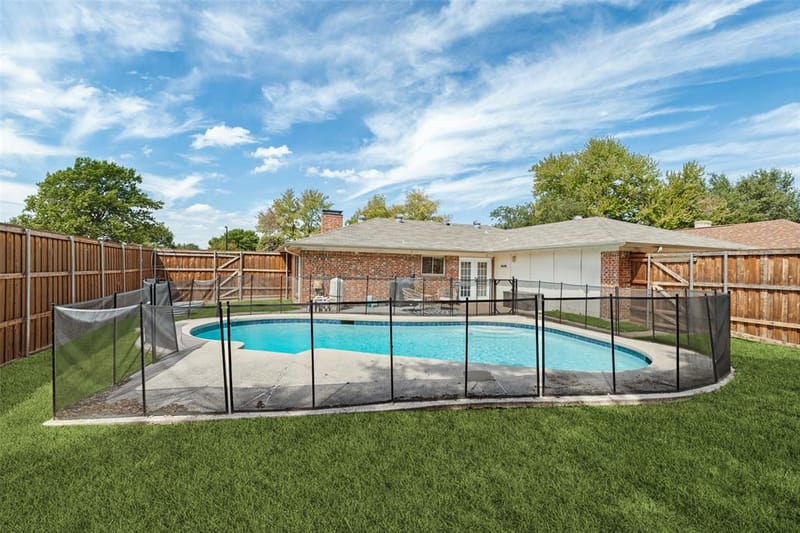 822 Century Park Drive, Garland TX 75040 - Photo 22