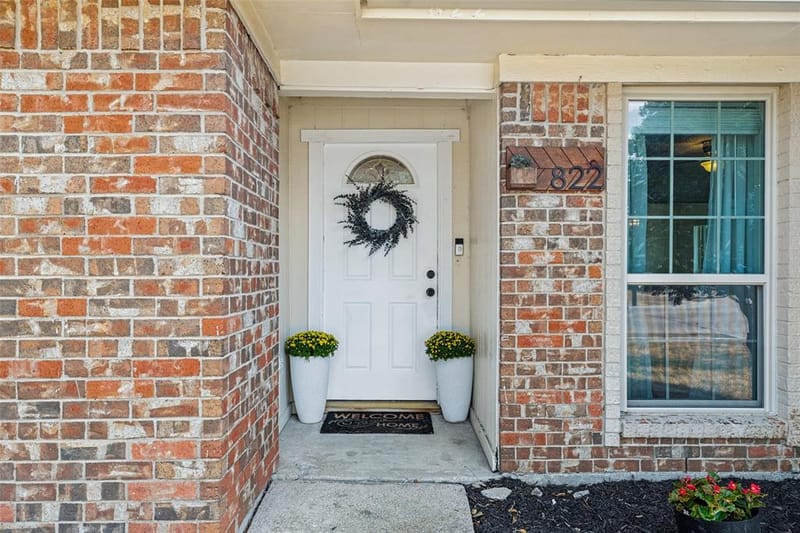 822 Century Park Drive, Garland TX 75040 - Photo 3