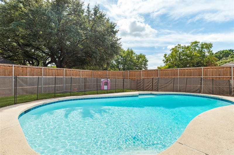 822 Century Park Drive, Garland TX 75040 - Photo 24