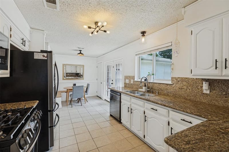 822 Century Park Drive, Garland TX 75040 - Photo 10