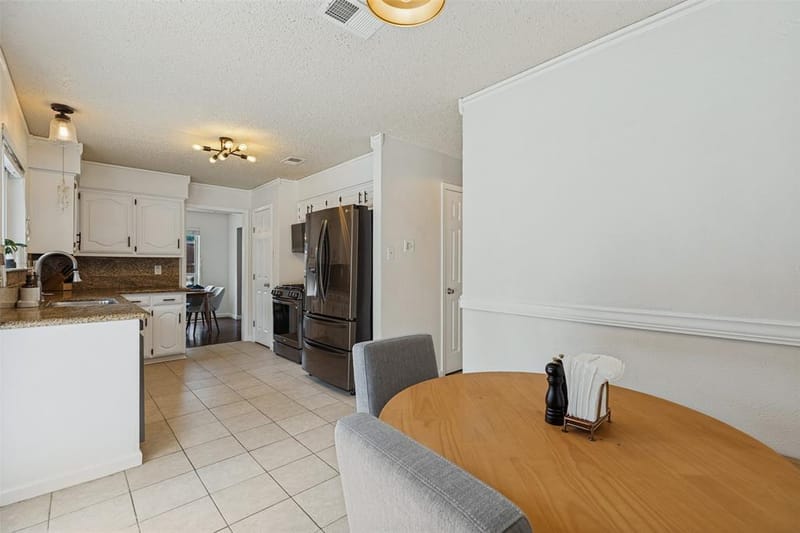 822 Century Park Drive, Garland TX 75040 - Photo 15