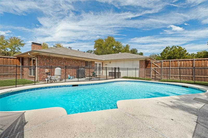 822 Century Park Drive, Garland TX 75040 - Photo 25