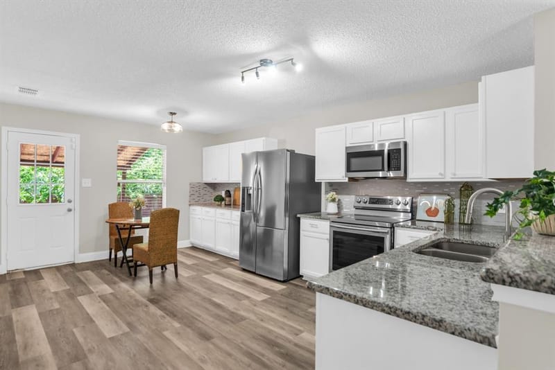 821 Mill Branch Drive, Garland TX 75040 - Photo 8