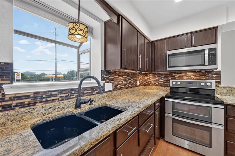 15 Dewberry Court, Bedford TX 76021 - Photo 4