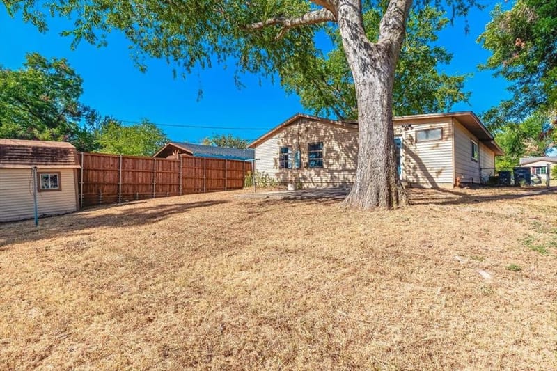 12326 Dandridge Drive, Dallas TX 75243 - Photo 27