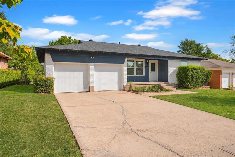 1445 Caravan Trail, Dallas TX 75241 - Photo 2