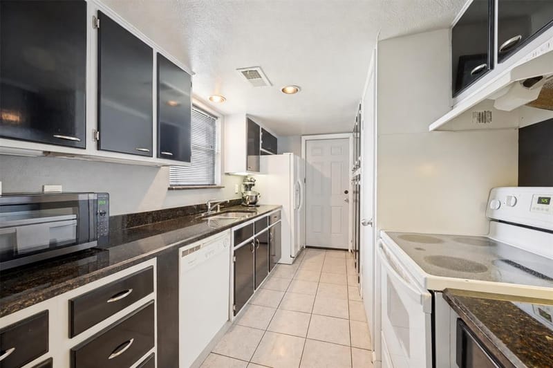 3045 Park Lane # 1001, Dallas TX 75220 - Photo 4
