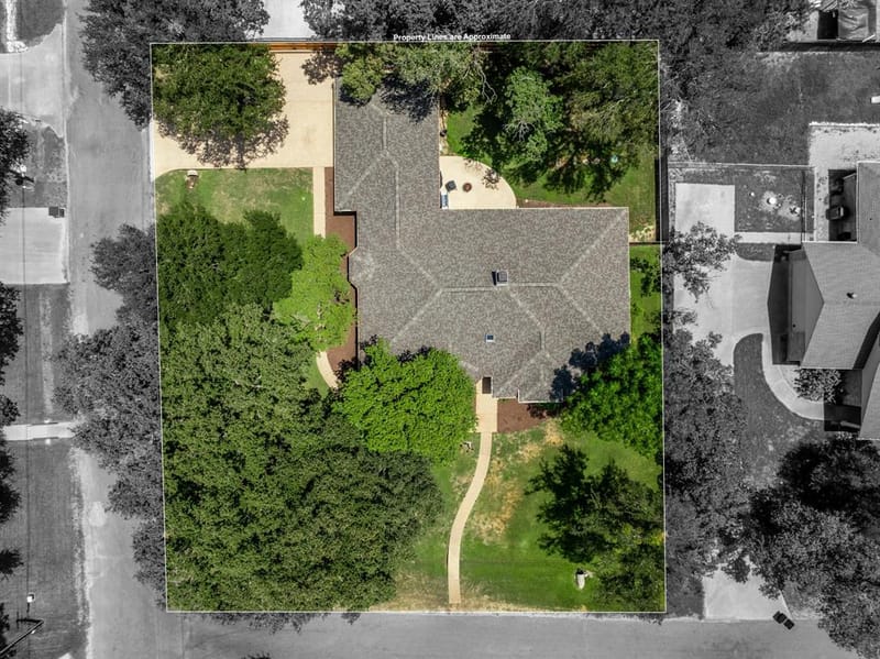 101 Lost Oaks Drive, Waco TX 76705 - Photo 27