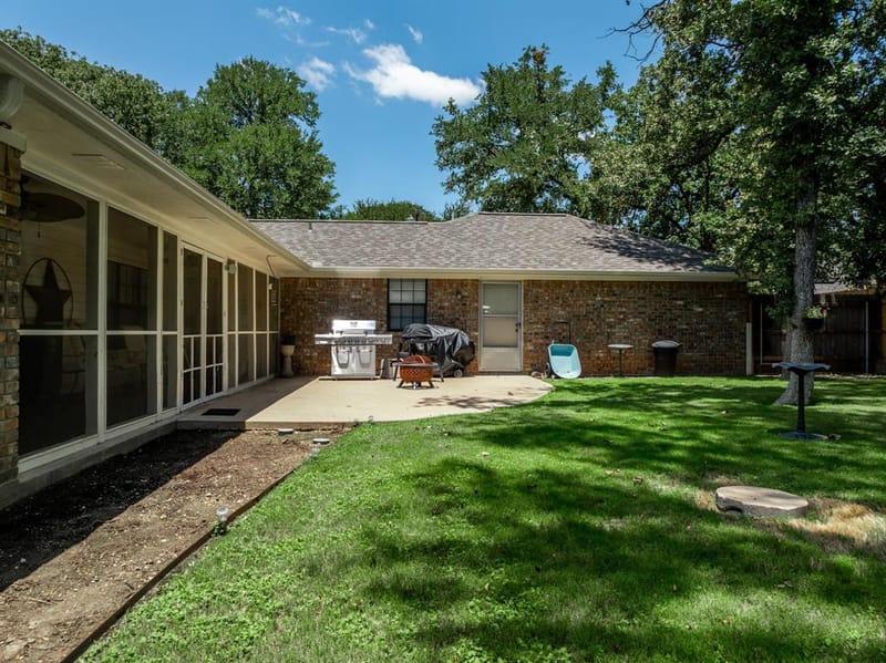 101 Lost Oaks Drive, Waco TX 76705 - Photo 7