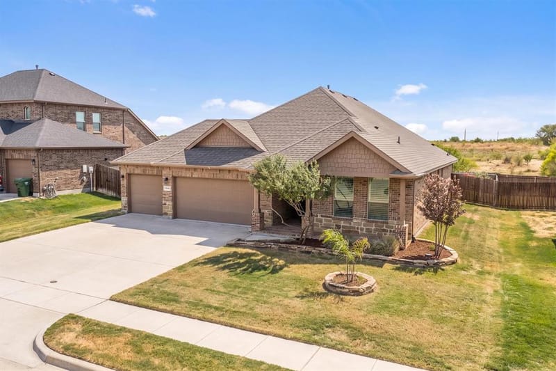 3448 Chloe Avenue, Krum TX 76249