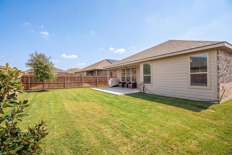 146 Hawksbill Lane, Rhome TX 76078 - Photo 35
