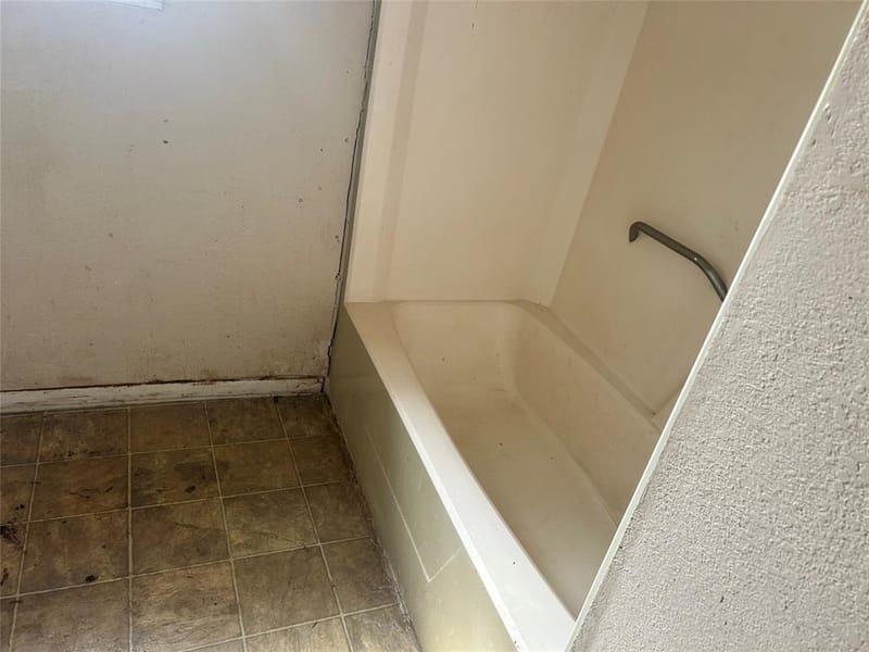 508 Parkway Drive, Brownwood TX 76801 - Photo 9