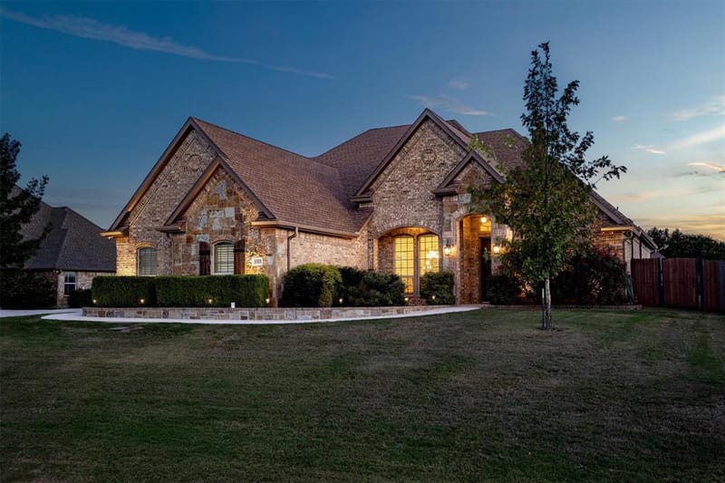 1325 Bluff Springs Drive, Fort Worth TX 76052 - Photo 3