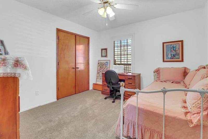 5235 Clover Haven Street, Dallas TX 75227 - Photo 12