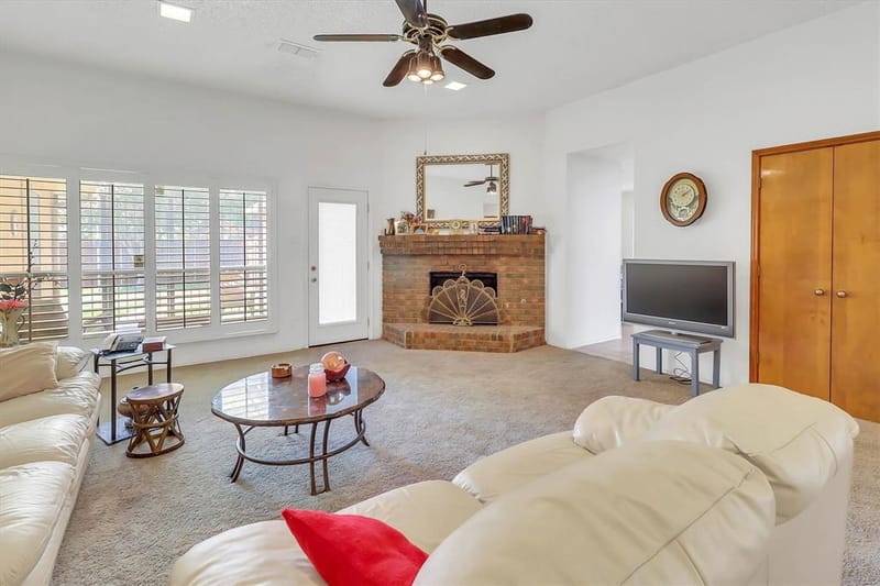 5235 Clover Haven Street, Dallas TX 75227 - Photo 10