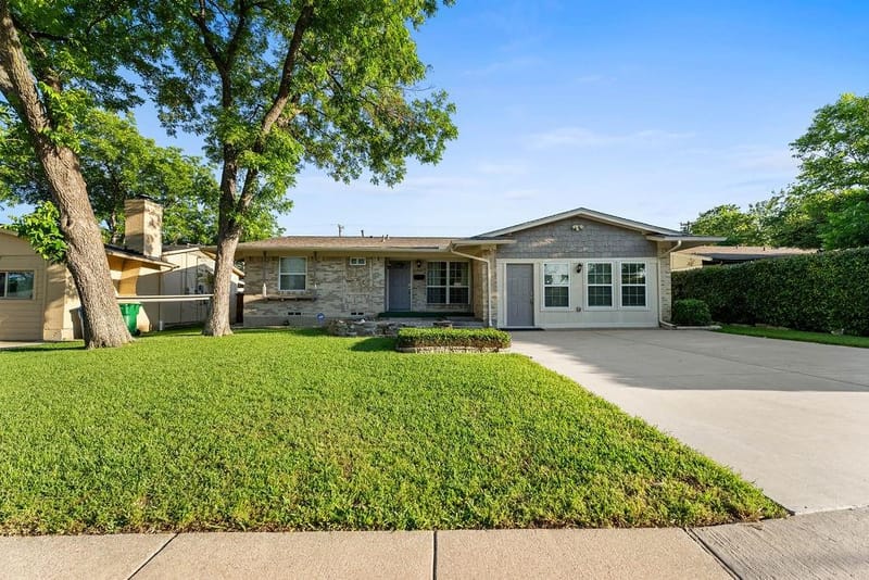 1830 Pleasant Run Road, Carrollton TX 75006 - Photo 38