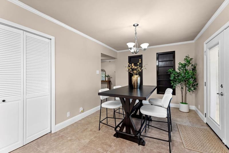 1830 Pleasant Run Road, Carrollton TX 75006 - Photo 10