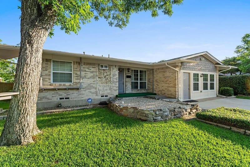 1830 Pleasant Run Road, Carrollton TX 75006 - Photo 37