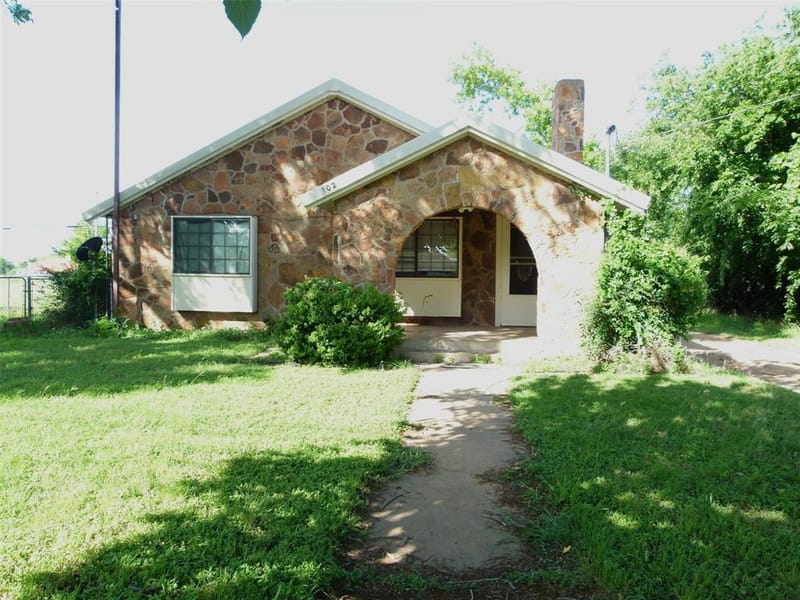 102 Mcdonald Drive, Early TX 76802 - Photo 2