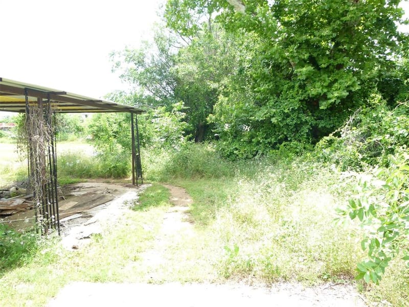 102 Mcdonald Drive, Early TX 76802 - Photo 8