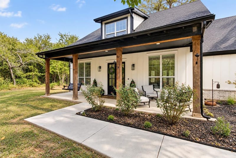 4072 County Road 711d, Cleburne TX 76031 - Photo 4