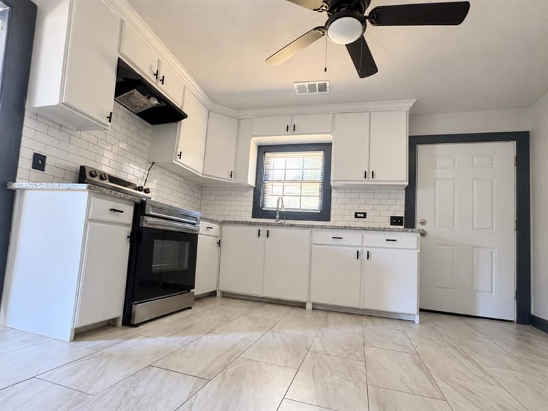 522 N Austin Avenue, Denison TX 75020 - Photo 5