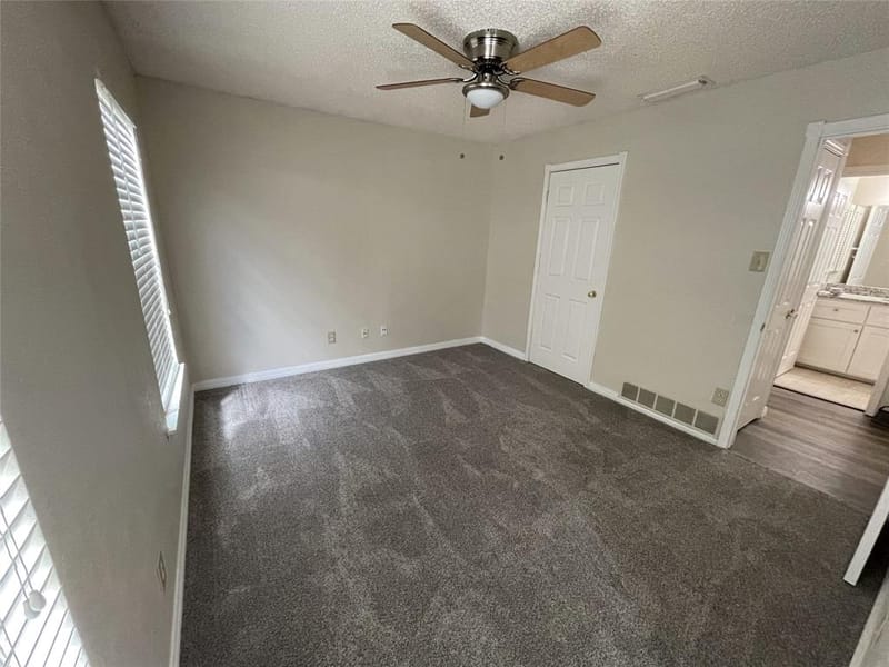 6305 Barcelona Drive, Arlington TX 76016 - Photo 22