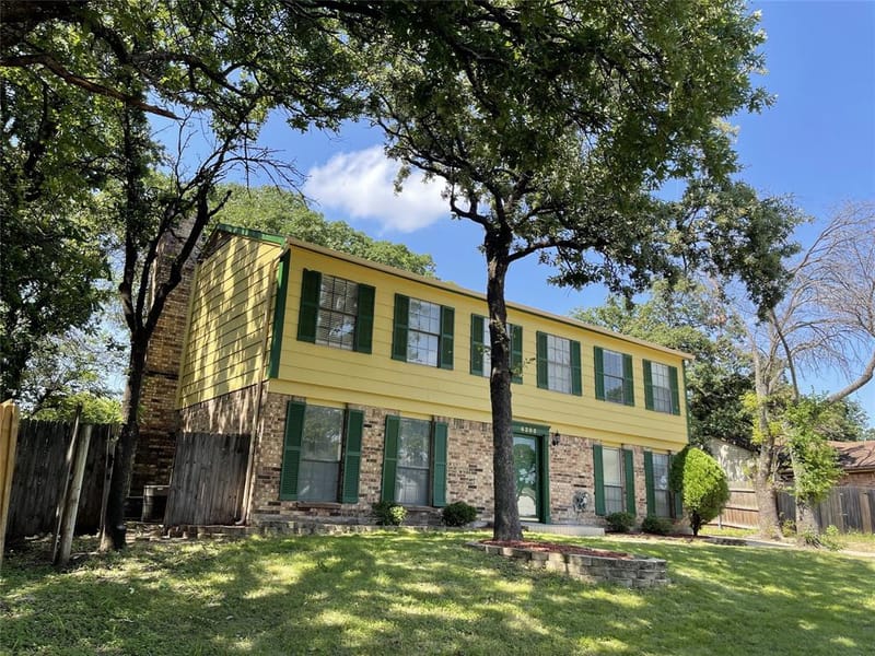6305 Barcelona Drive, Arlington TX 76016